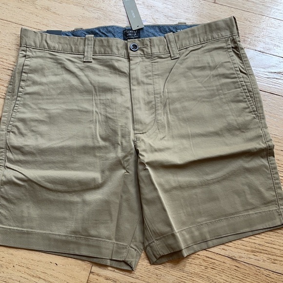 JCrew khaki shorts 7" stretch chino - Picture 7 of 8